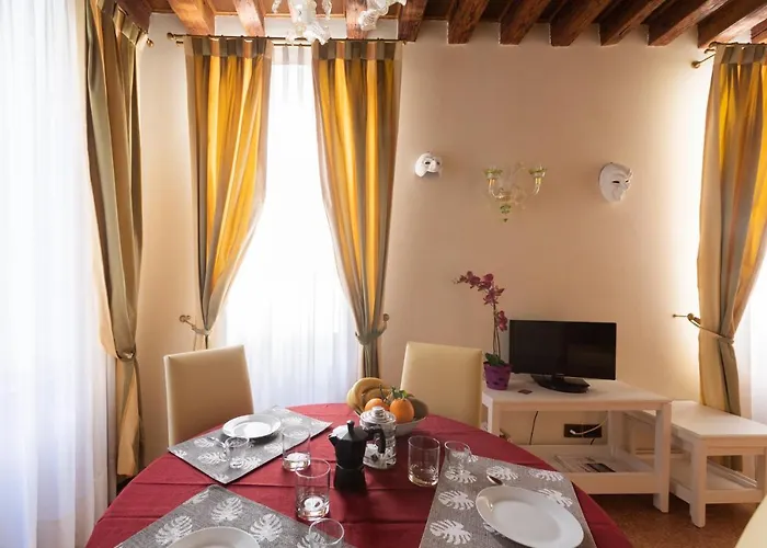 Ve-nice San Marco C4439 דירה