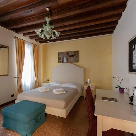 Ve-nice San Marco C4439 Apartment *