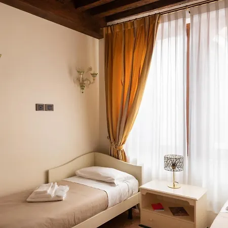 Ve-nice San Marco C4439 Апартаменты Венеция