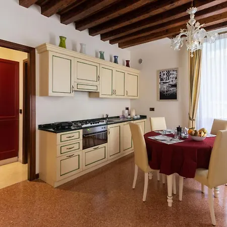 Ve-nice San Marco C4439 Apartamento Venecia